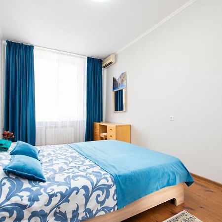 Comfortable Apartment In The Golden Square. Almaty Eksteriør bilde