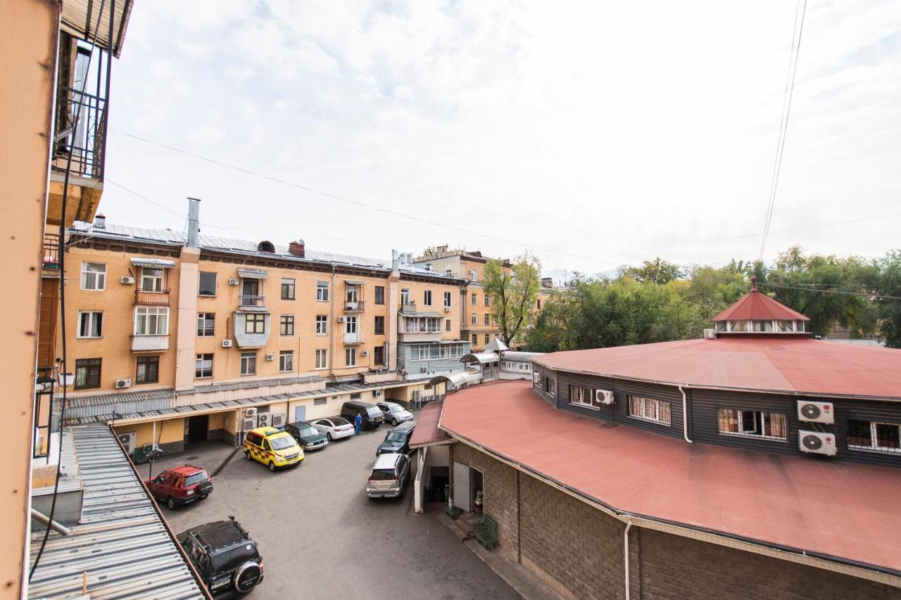 Comfortable Apartment In The Golden Square. Almaty Eksteriør bilde